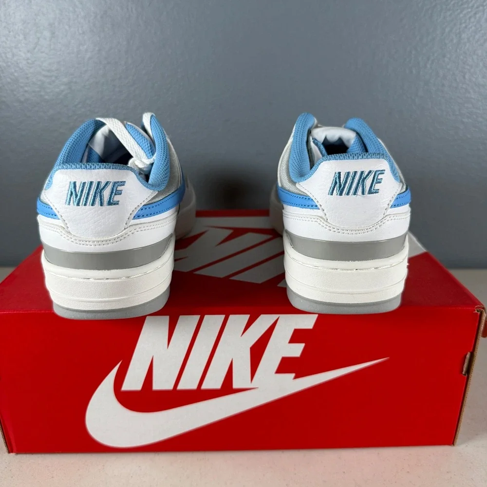 Nike Gamma‎ Force Womens 11 Mens 9.5 White University Blue DX9176-108 Sneakers